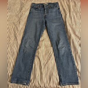 Levi’s Wedgie Straight Women’s size 28 Classic Blue Denim Jeans